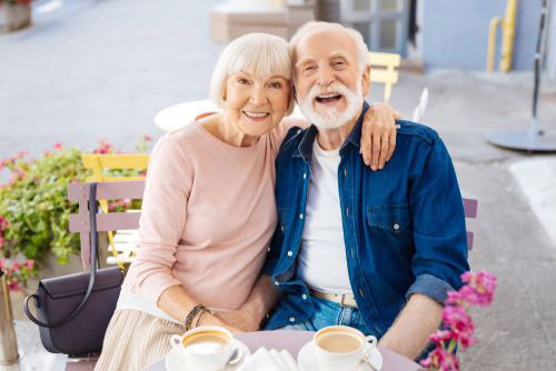 impianti per anziani avere un bel sorriso in tarda età